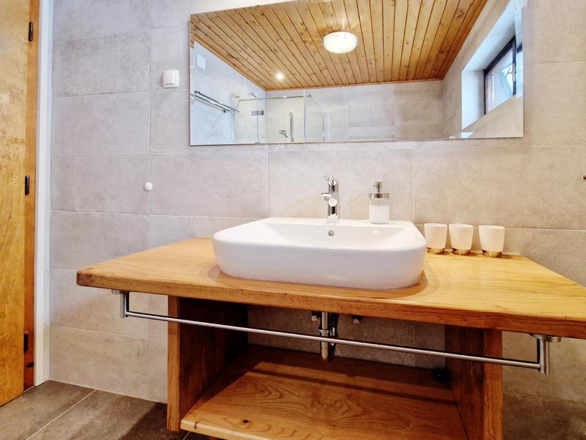 Guest House Vera Bled Ngoại thất bức ảnh